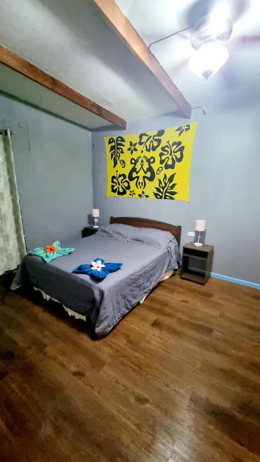 Hostal Henua Roa Hanga Roa Exterior photo